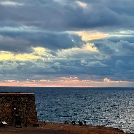 Casa Patrizia A Modern Ocean View Surf & Beaches Walk In Elcotillo Appartement Cotillo