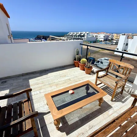 Casa Patrizia A Modern Ocean View Surf & Beaches Walk In Elcotillo Apartmán